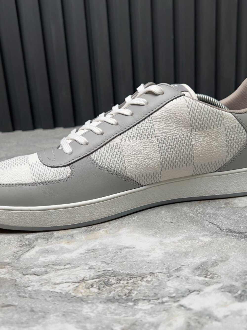 Louis Vuitton Rivoli Damier Sneakers Gray Leather 10 LV 11 US 44 EUR - Picture 7 of 13